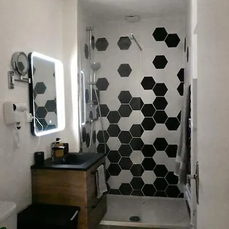 Petit Pont Ardennais/cosy/t1/wifi/parking *